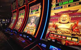 Filipino player enjoying online bingo rooms on demo game mobile platform